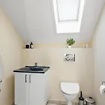 Appartamento 3 Bedroom Amazing In