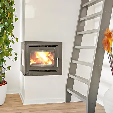 3 Bedroom Amazing In アパート *